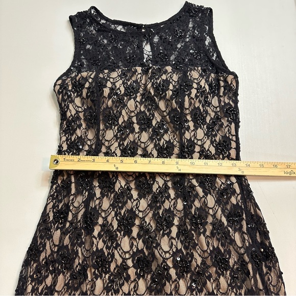 Adrianna Papell Black Lace Embellished Beaded Dress Nude Lined Size 6 NWT - Picture 9 of 14